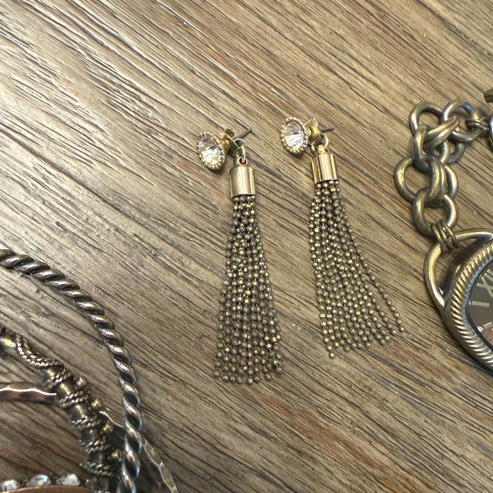 Premier Designs Gold Jewelry Collection - Picture 3 of 6